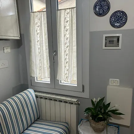 La Casina Di Cristy Apartment