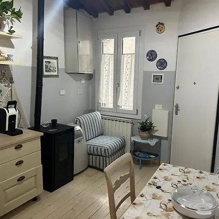 La Casina Di Cristy Apartment *